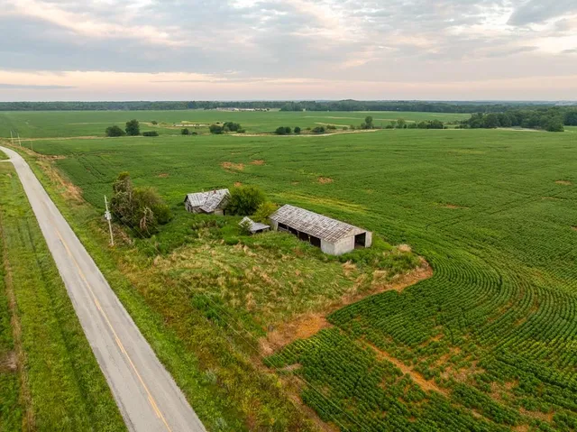$2,655,000 | 600 Southwest Sw Road, Montrose, MO 64770