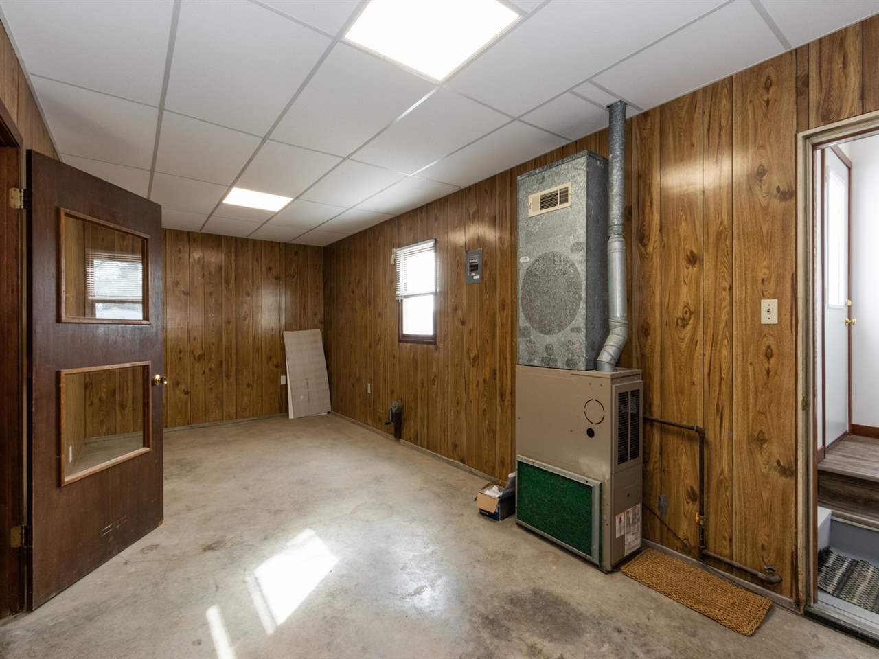 420 East 2nd Street Riverside, IA 52327 - Photo 18 of 22 Gallery Image 18