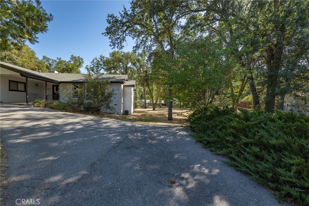 48866 Rock Point Road Oakhurst, CA 93644 - Photo 48 of 59