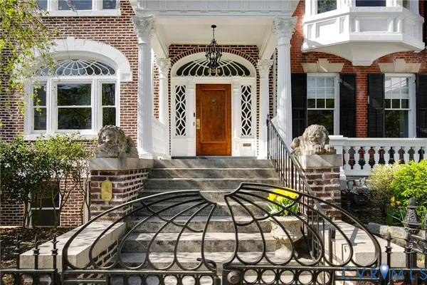 $1,695,000 | 1209 West Franklin Street, Richmond, VA 23220