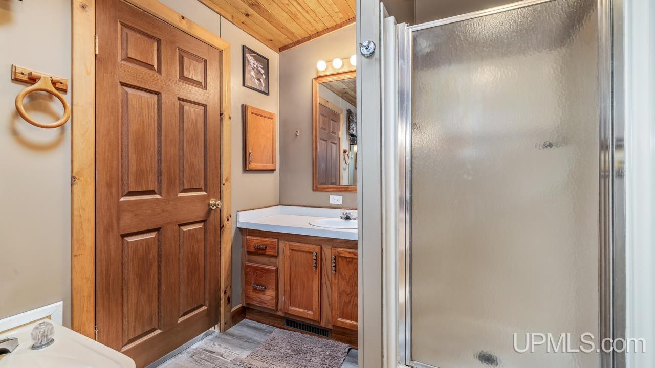 W4593 Number 34 Road Nadeau, MI 49863 - Photo 16 of 29