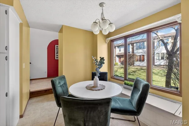 $195,000 | 63 Spring Song Court, Unit D, St. Peters, MO 63376