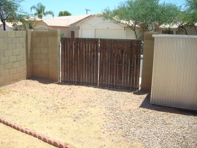 2202 East Ranch Court Gilbert, AZ 85296 - Photo 6 of 10 rv gate and backyard