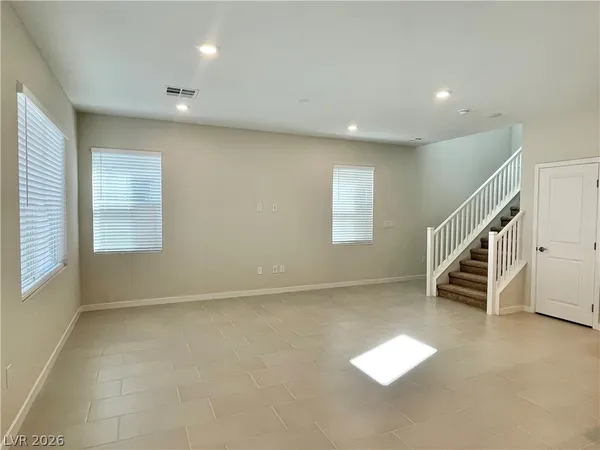 $2,350 | 2878 Roaming Palmer Road, North Las Vegas, NV 89086