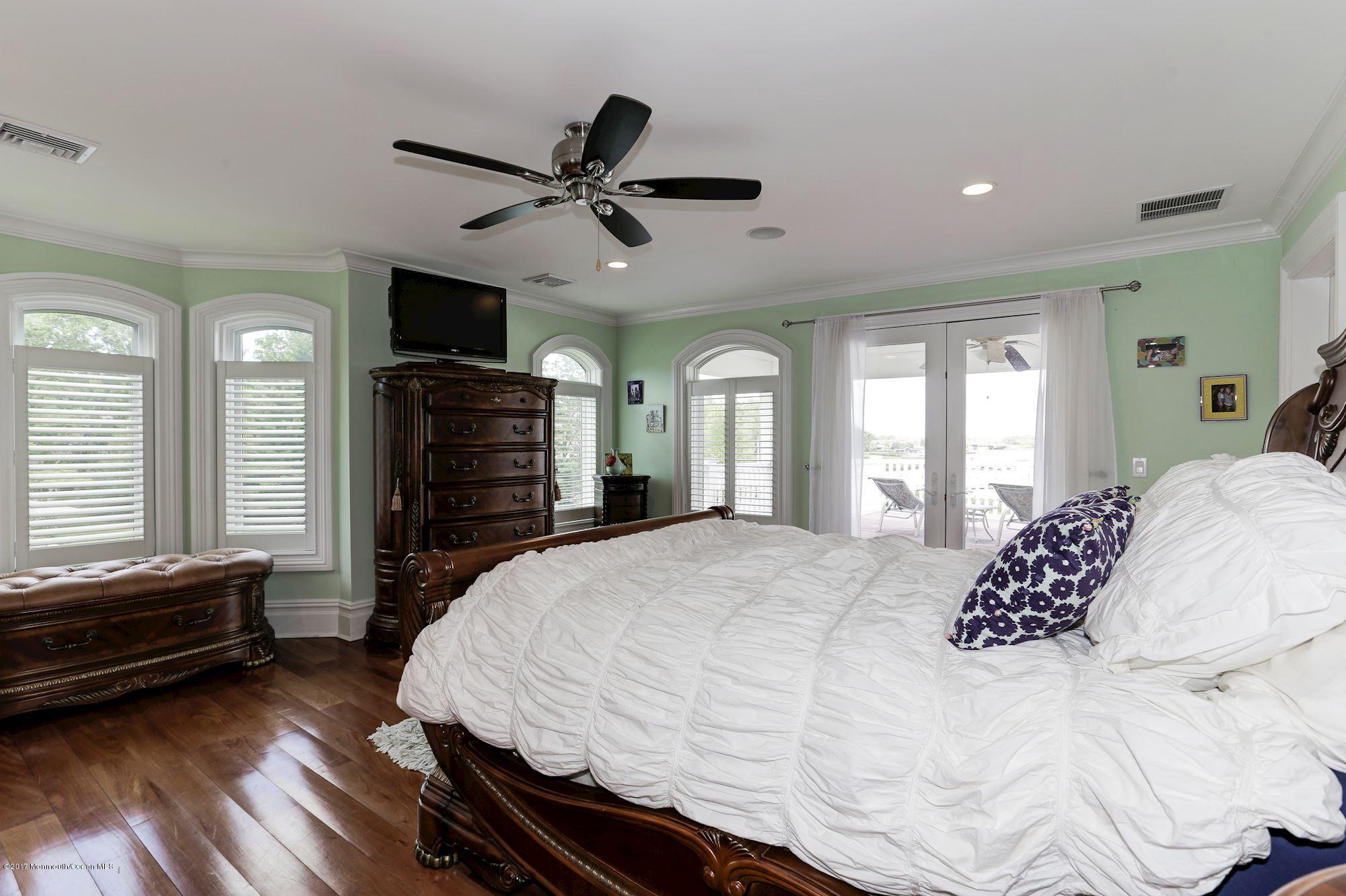 74 Rivers Edge Drive Little Silver, NJ 07739 - Photo 30 of 53 068_74_Rivers_Edge_Dr_200795_254877