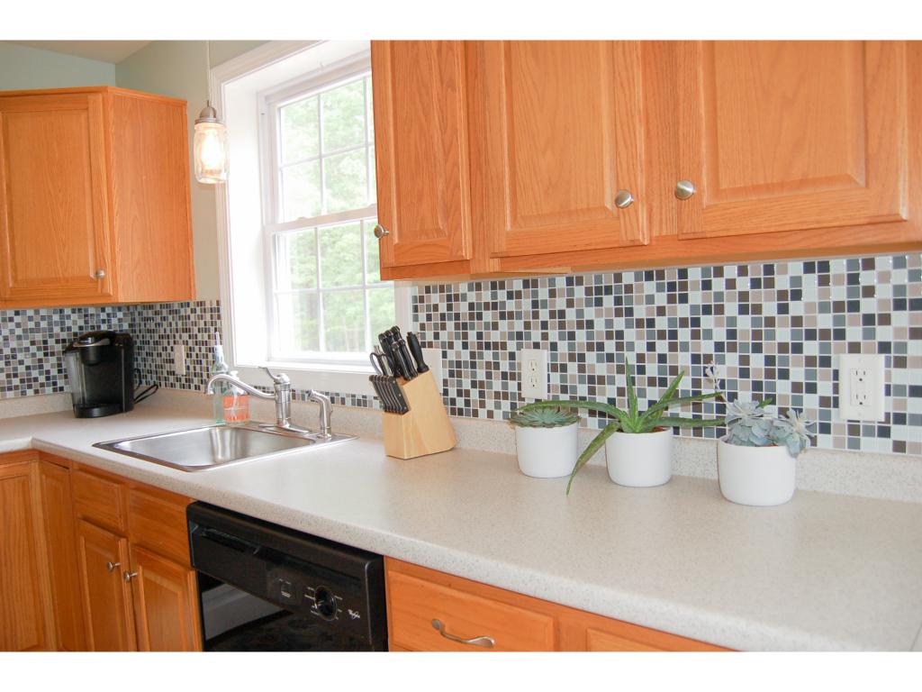 5 Sunridge Way, Unit 5 Amherst, NH 03031 - Photo 15 of 36 Gallery Image 15