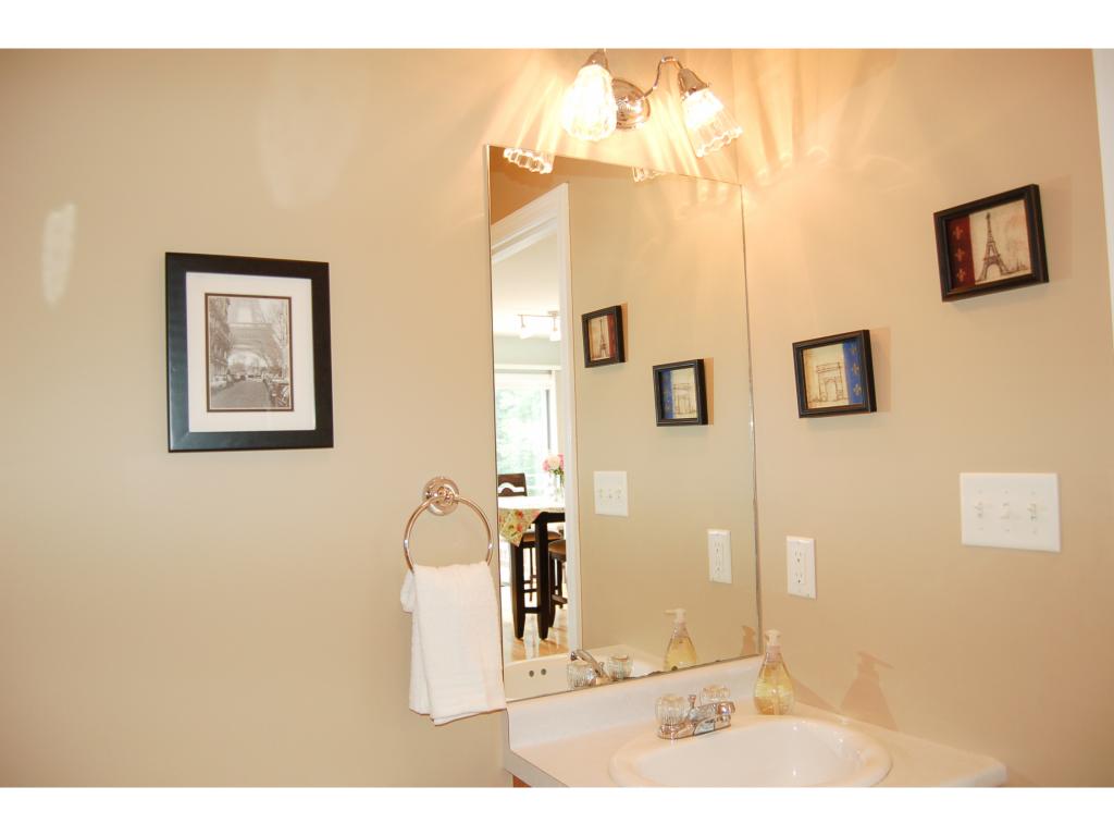 5 Sunridge Way, Unit 5 Amherst, NH 03031 - Photo 16 of 36 Gallery Image 16