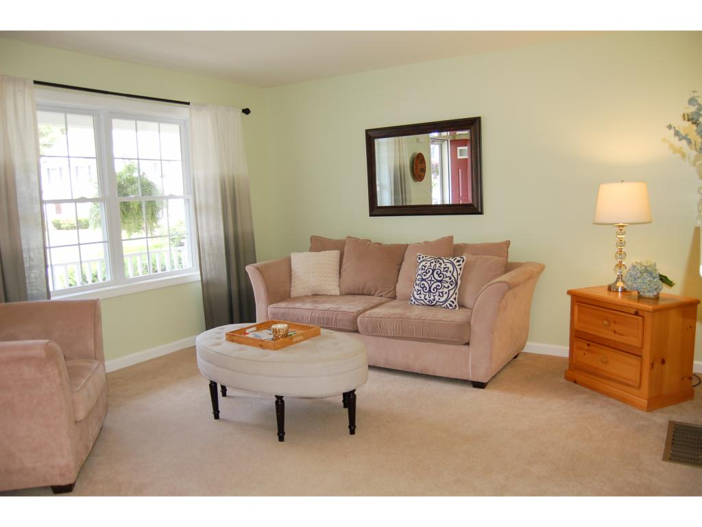 5 Sunridge Way, Unit 5 Amherst, NH 03031 - Photo 5 of 36 Gallery Image 5