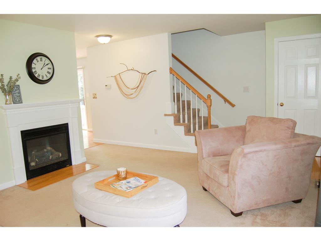 5 Sunridge Way, Unit 5 Amherst, NH 03031 - Photo 6 of 36 Gallery Image 6