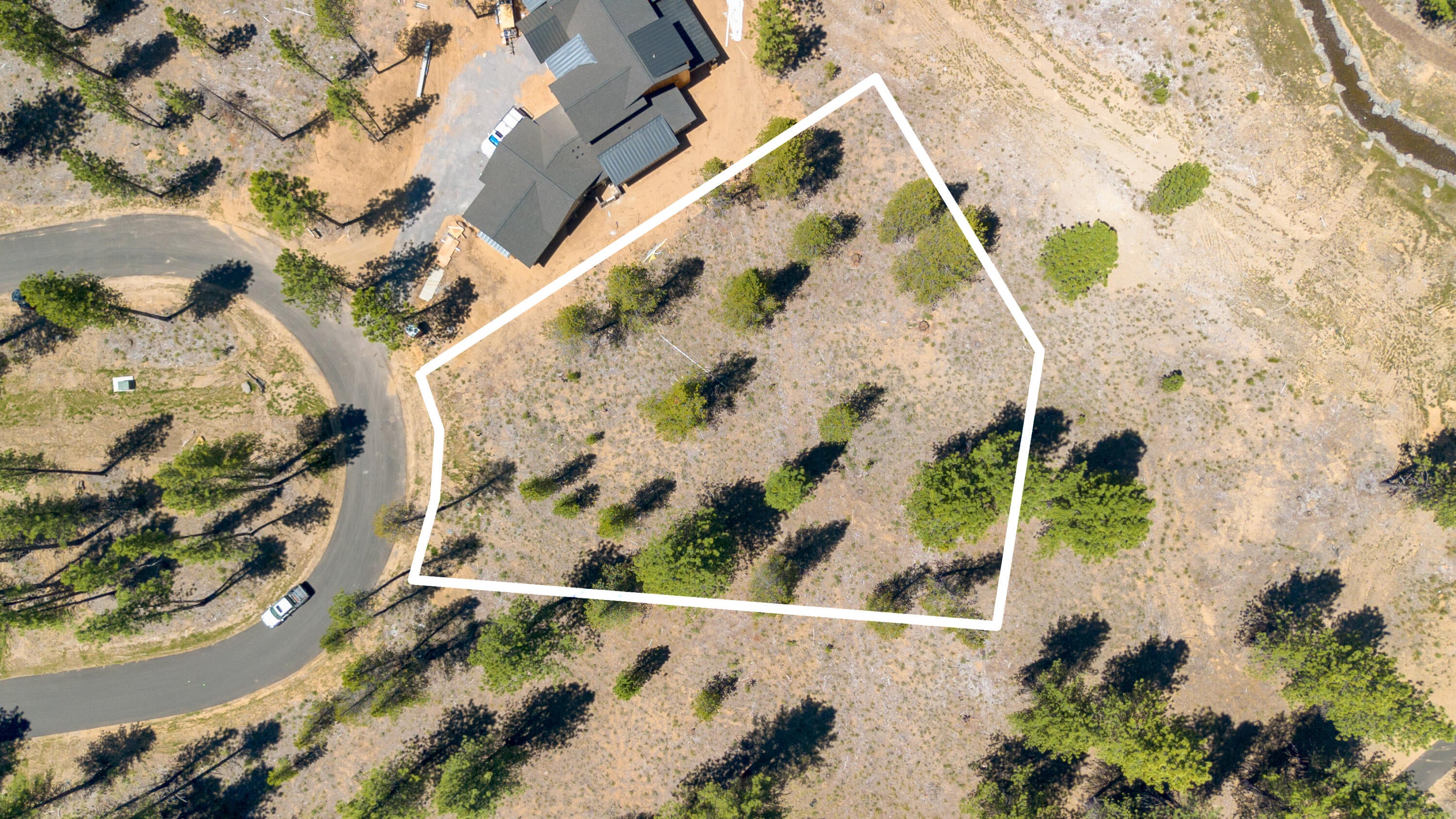 18235 Basalt Ln Bend, Unit 330 Bend, OR 97707 - Photo 3 of 27 Outline of homesite.