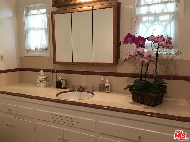 a close view of a sink