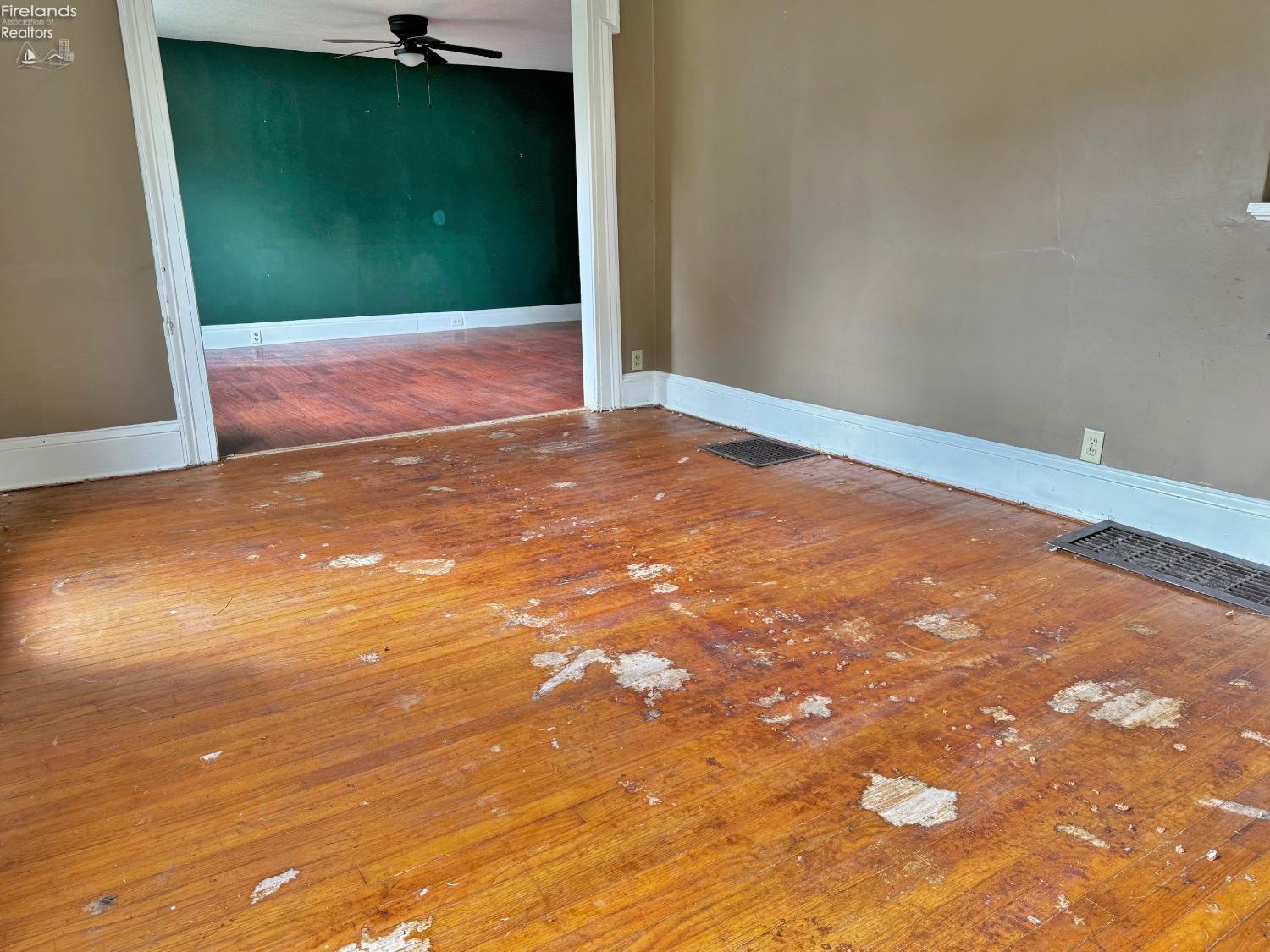 556 Rice Street Elmore, OH 43416 - Photo 6 of 19 Gallery Image 6