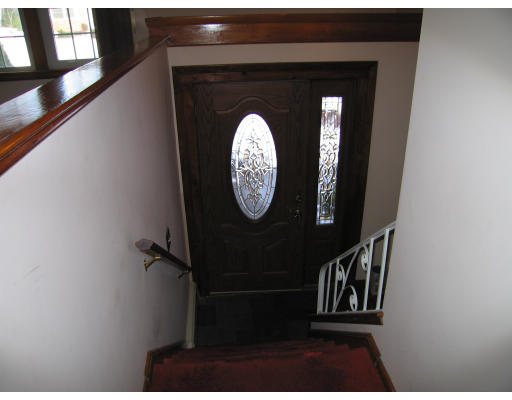 9 Birchwood Road Hudson, MA 01749 - Photo 5 of 20 Gallery Image 5