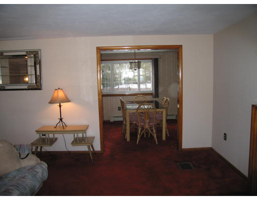 9 Birchwood Road Hudson, MA 01749 - Photo 8 of 20 Gallery Image 8