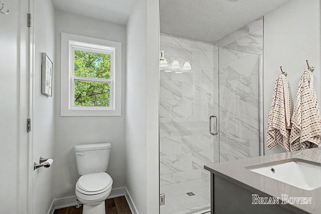 8366 Rose Ridge Drive Rockford, MI 49341 - Photo 41 of 63 2F9A0895
