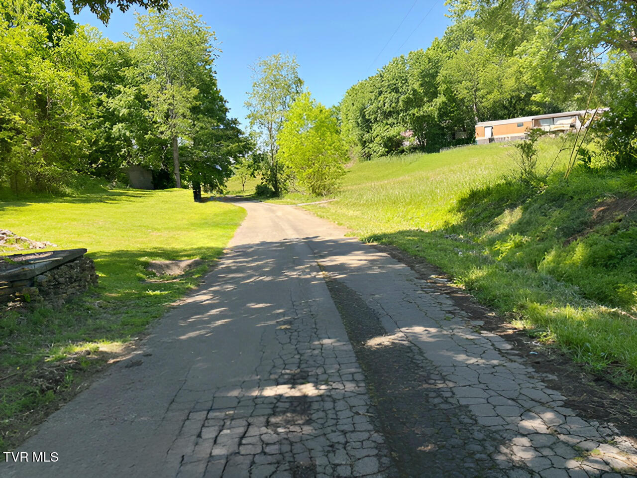 324 Jess Hopson Road Unicoi, TN 37692 - Photo 5 of 14 jess hopson street view south 05082026