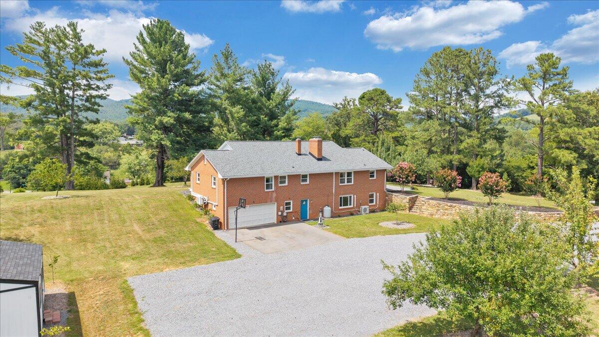1125 Loyds Store Road Vinton, VA 24179 - Photo 93 of 119 090-DJI_20260706151348_0291_D