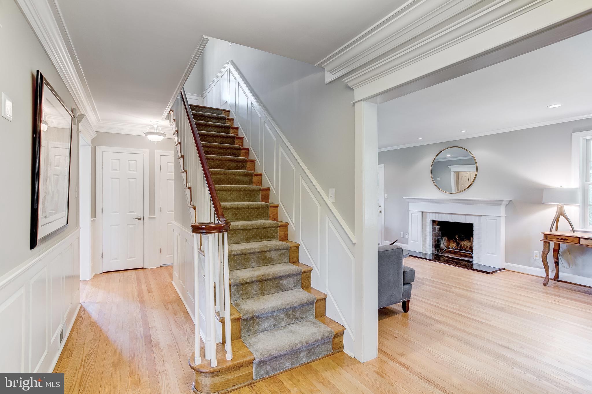 6 Bellemore Road Baltimore, MD 21210 - Photo 2 of 33 Gracious Center Hall Colonial