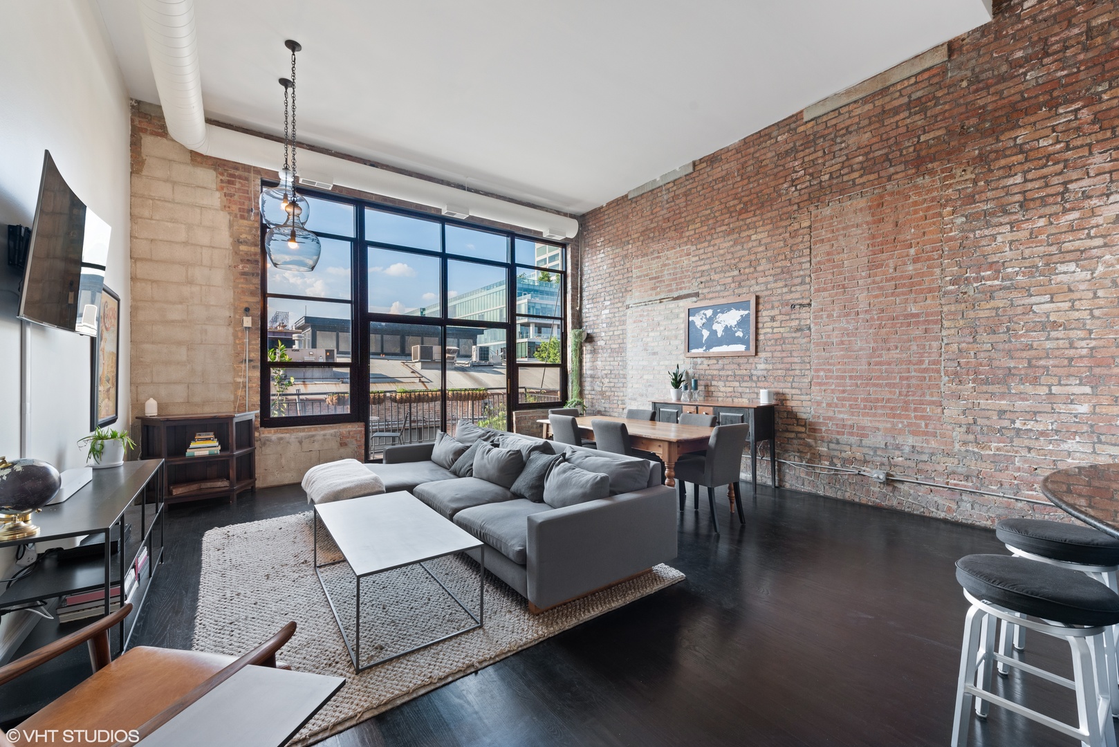 215 North Aberdeen Street, Unit 311A Chicago, IL 60607 - Photo 3 of 16