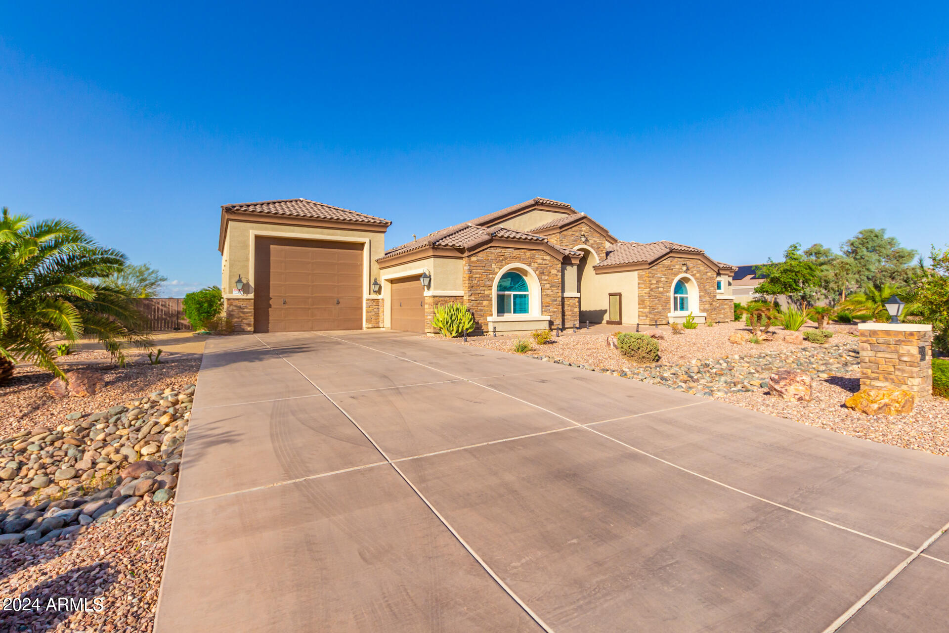 13616 West Ocotillo Road Glendale, AZ 85307 - Photo 6 of 85 01-Ocotillo