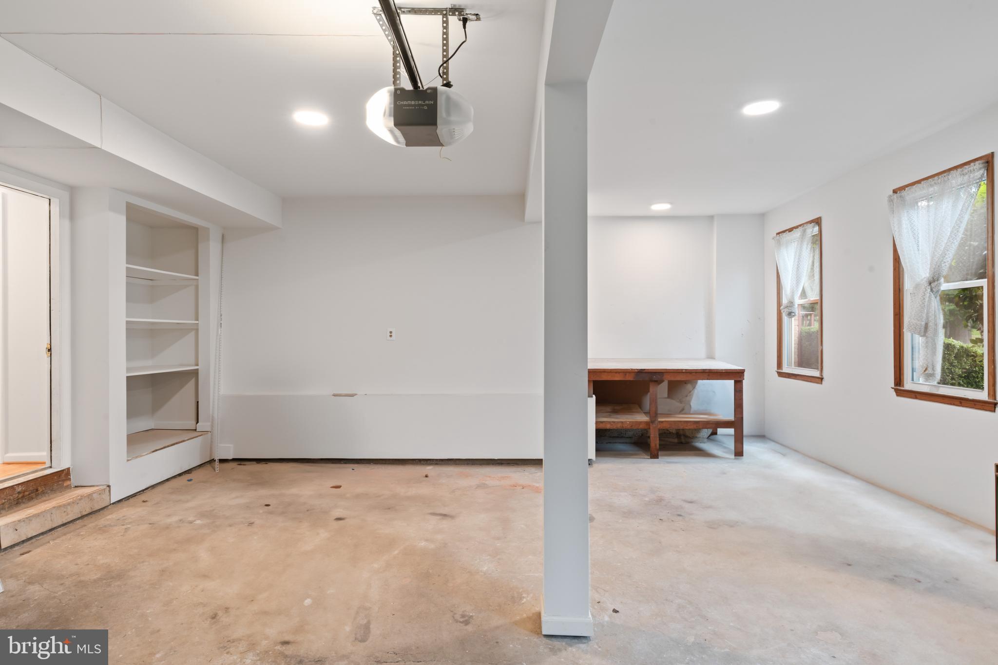 1950 Weybridge Lane Reston, VA 20191 - Photo 34 of 71