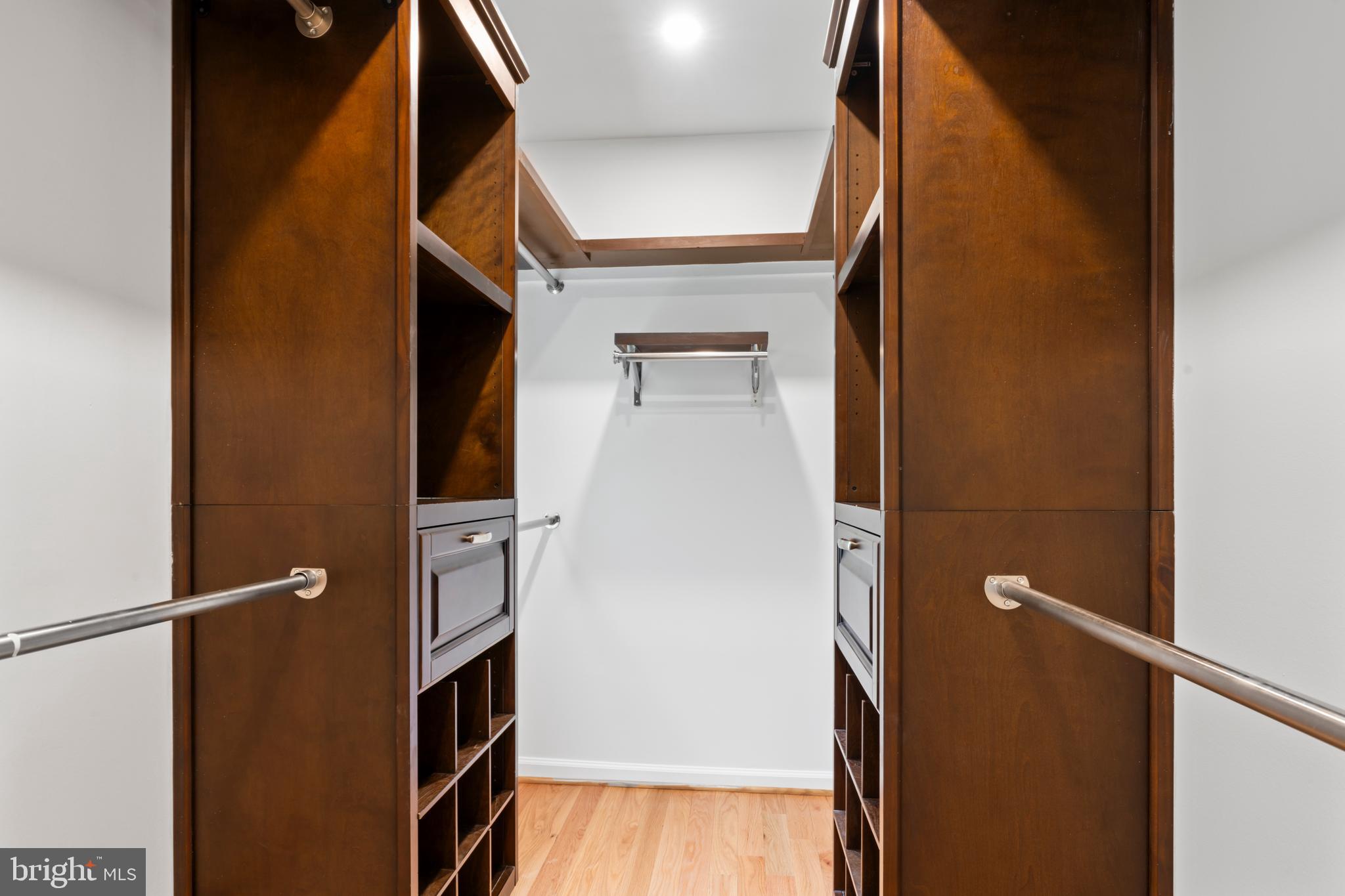 1950 Weybridge Lane Reston, VA 20191 - Photo 41 of 71 a bathroom with a sink and a mirror