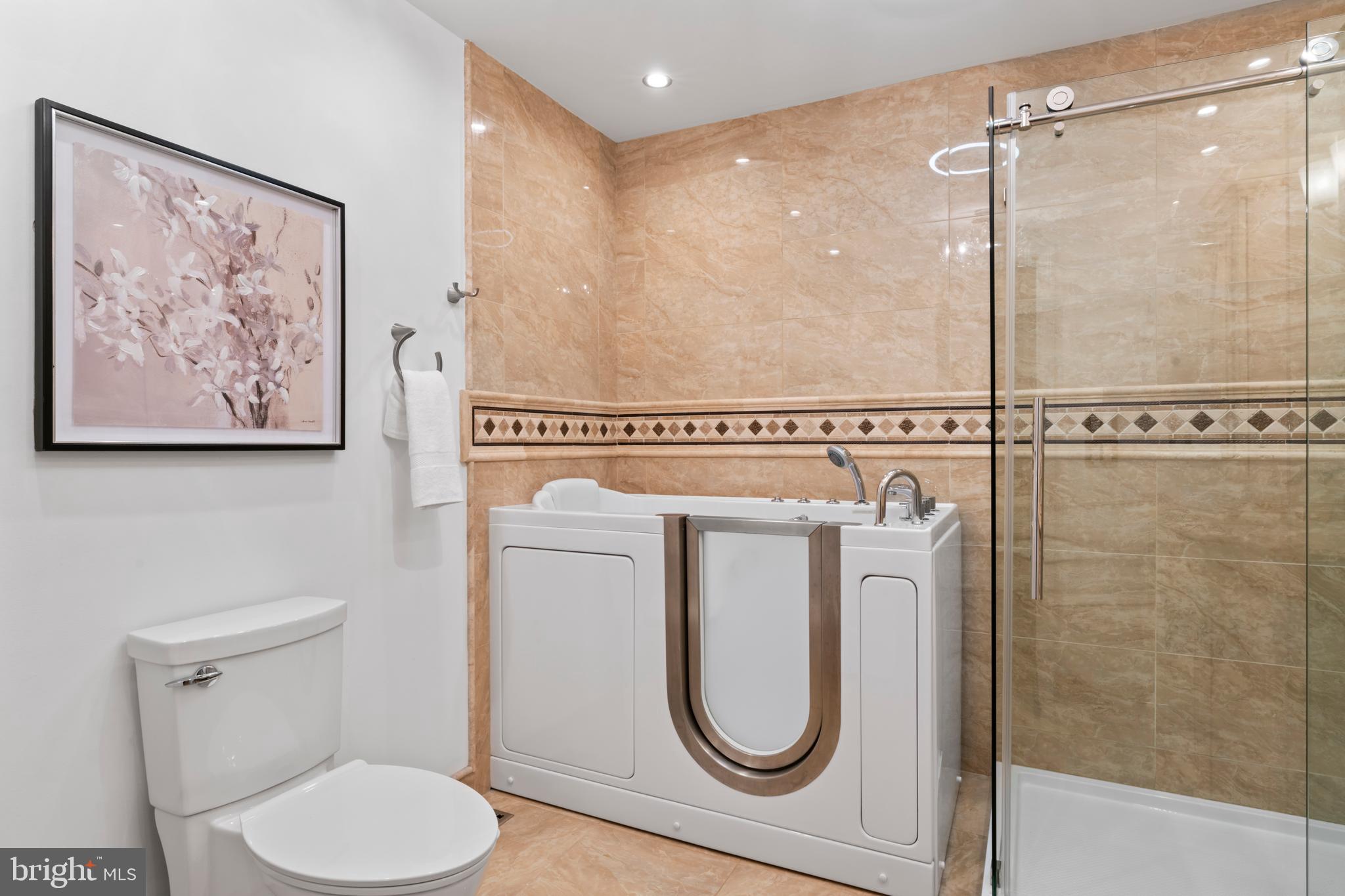 1950 Weybridge Lane Reston, VA 20191 - Photo 42 of 71