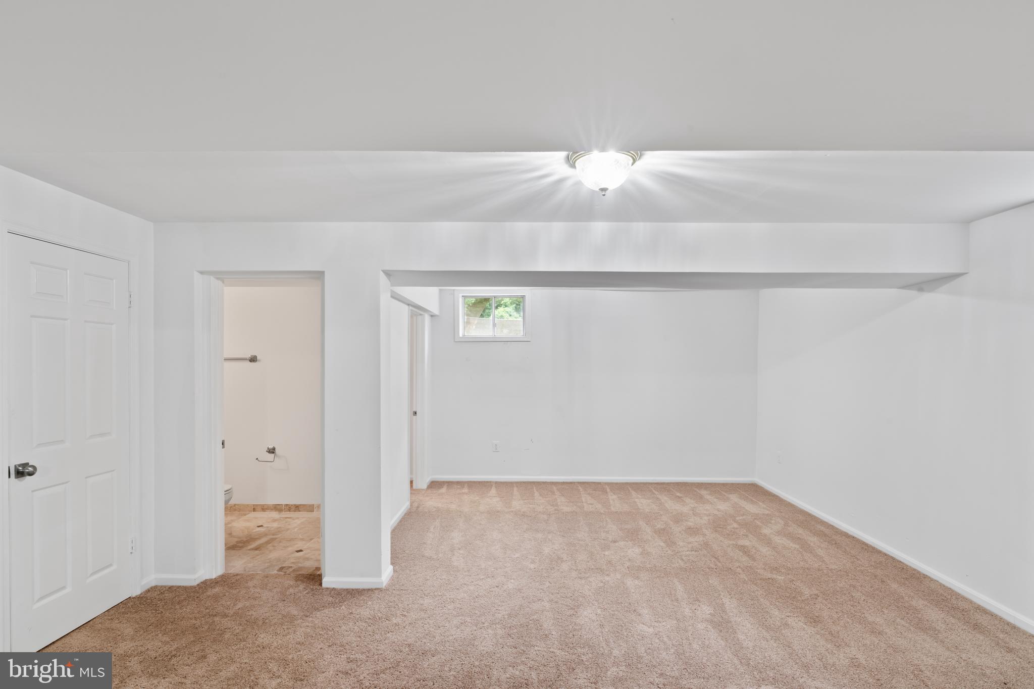 1950 Weybridge Lane Reston, VA 20191 - Photo 59 of 71 Gallery Image 59