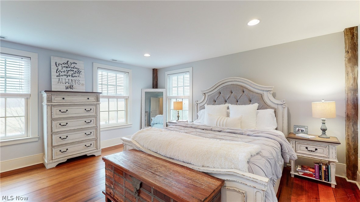 11260 Bartholomew Road Chagrin Falls, OH 44023 - Photo 21 of 35 Master bedroom