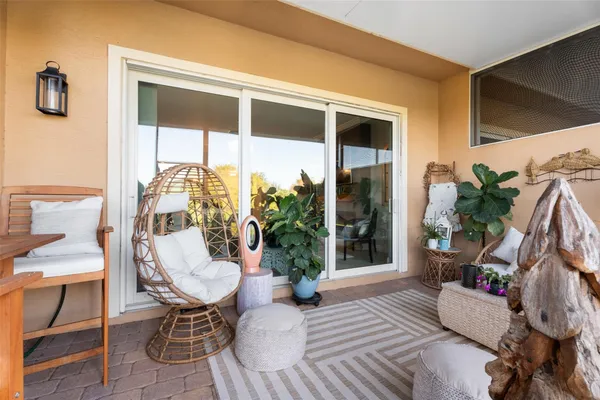 $430,000 | 651 Southwest Glen Crest Way, Unit 2, Stuart, FL 34997