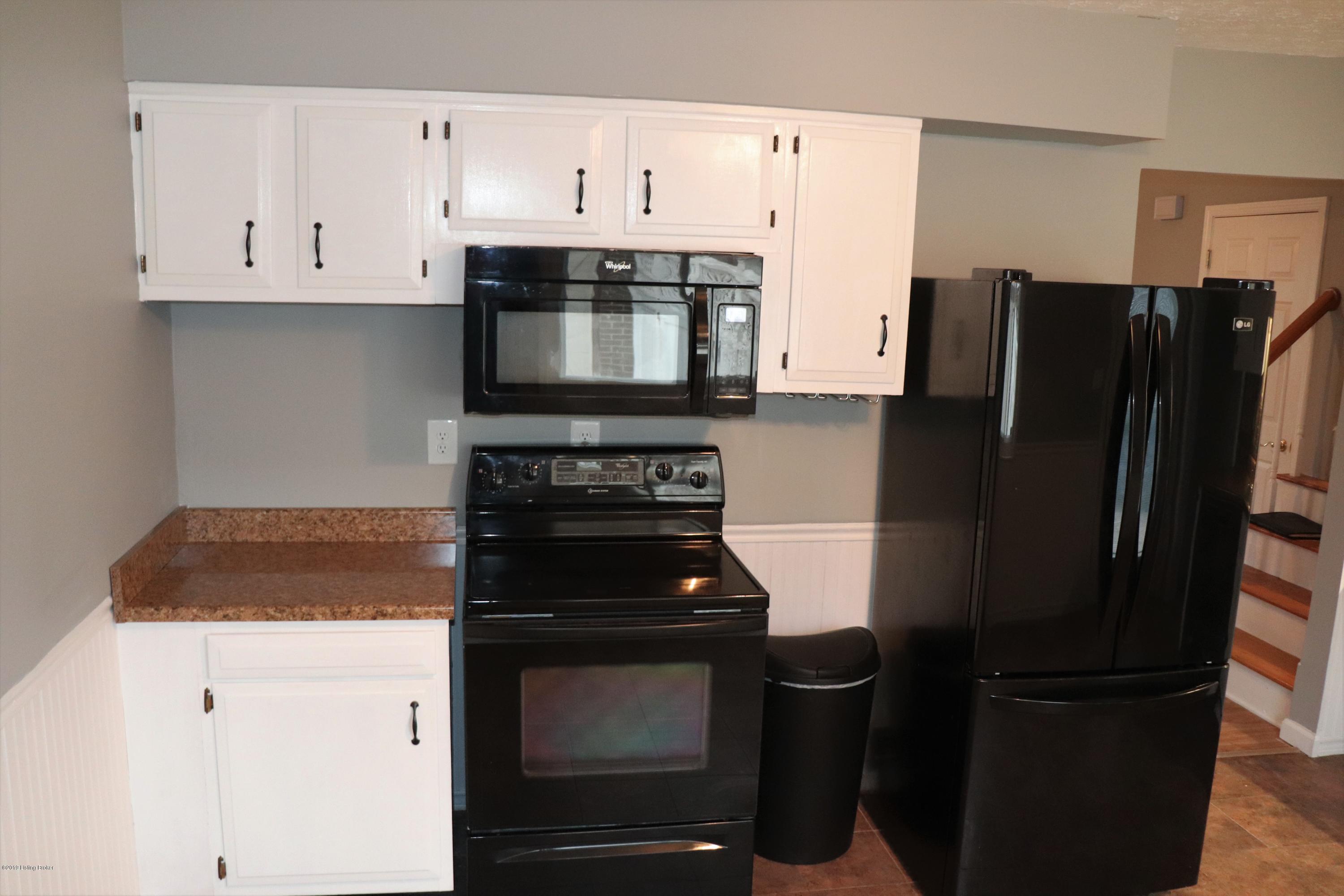 5014 Woodsend Road Louisville, KY 40229 - Photo 12 of 15 12