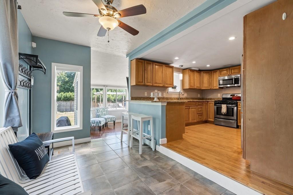 28 Circle Drive Framingham, MA 01702 - Photo 7 of 32