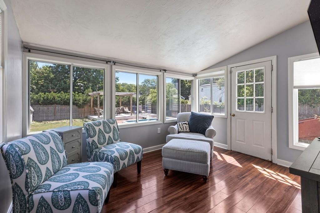 28 Circle Drive Framingham, MA 01702 - Photo 8 of 32