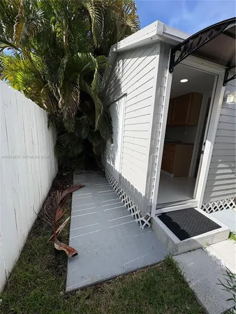 $1,300 | 12246 Southwest 203rd Street, Unit 2, Miami, FL 33177
