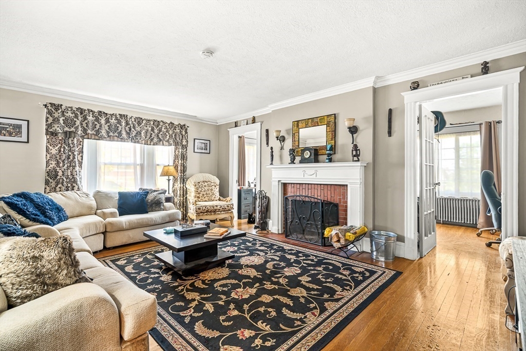 185 Oakley Road Belmont, MA 02478 - Photo 29 of 42 Gallery Image 29