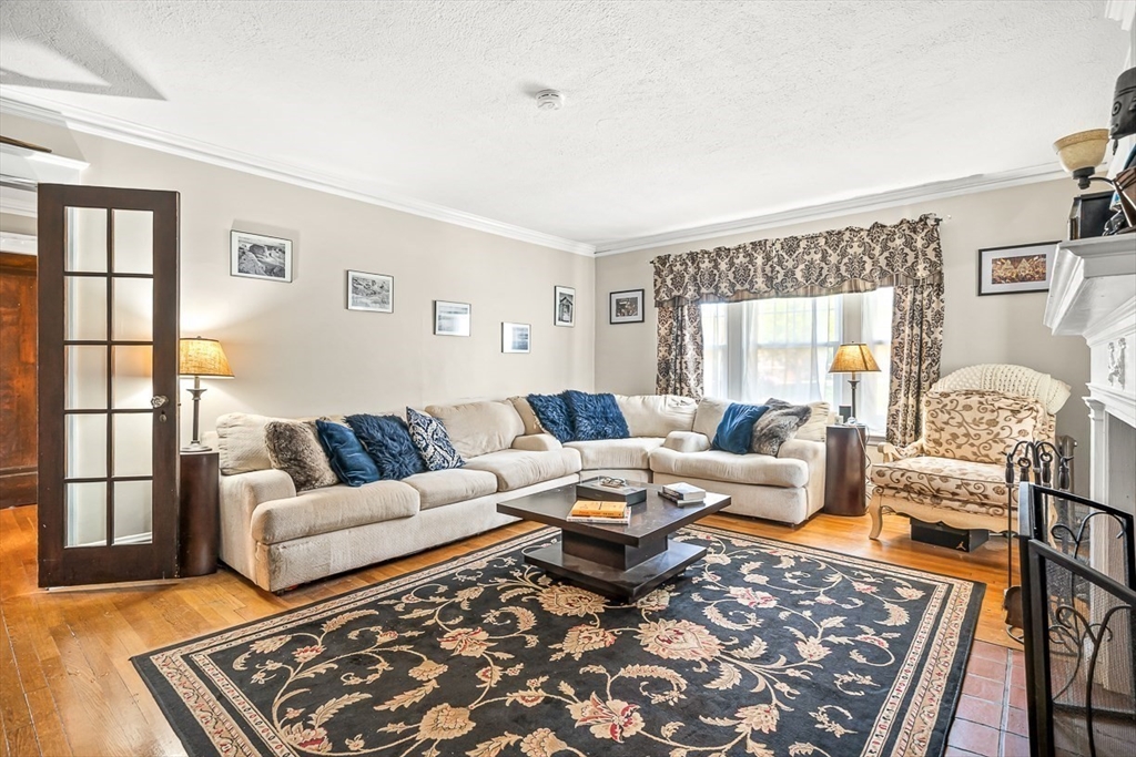 185 Oakley Road Belmont, MA 02478 - Photo 30 of 42 Gallery Image 30