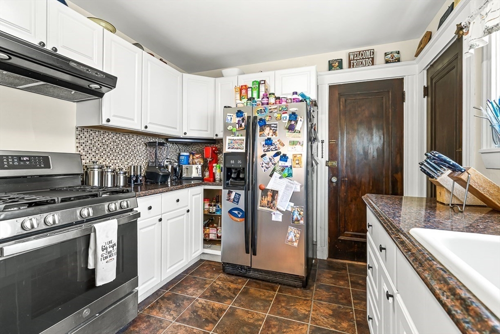 185 Oakley Road Belmont, MA 02478 - Photo 38 of 42 Gallery Image 38