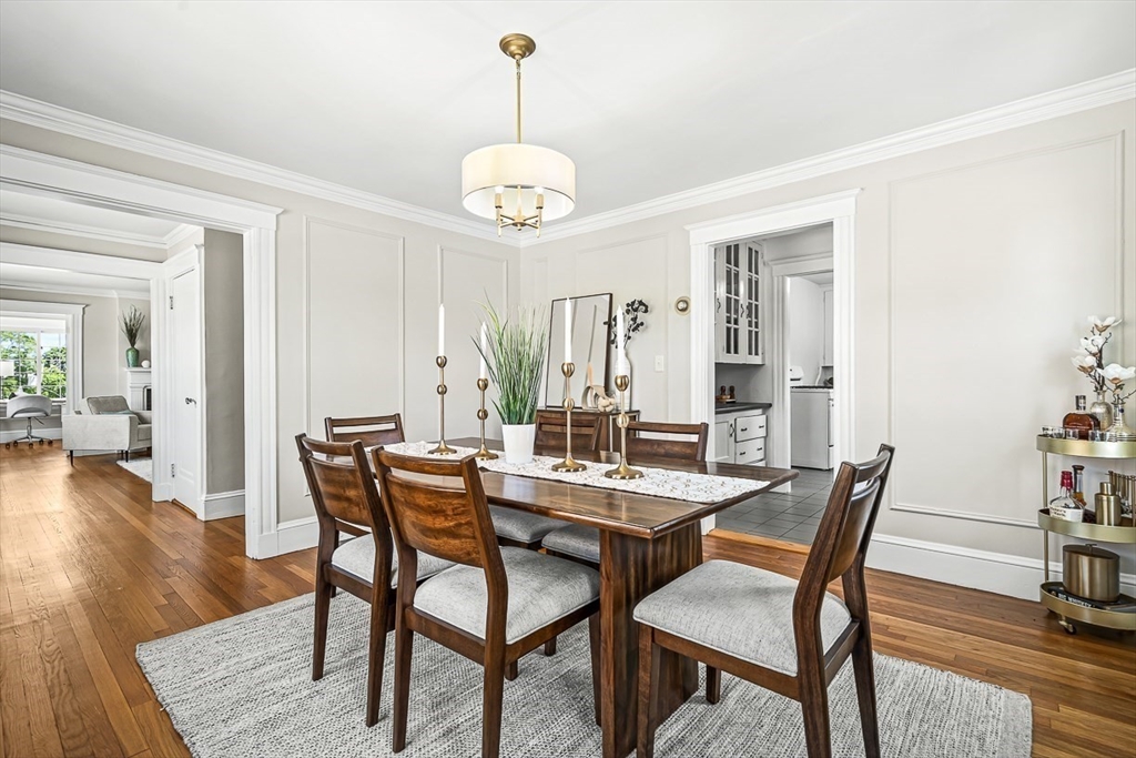 185 Oakley Road Belmont, MA 02478 - Photo 9 of 42 Gallery Image 9