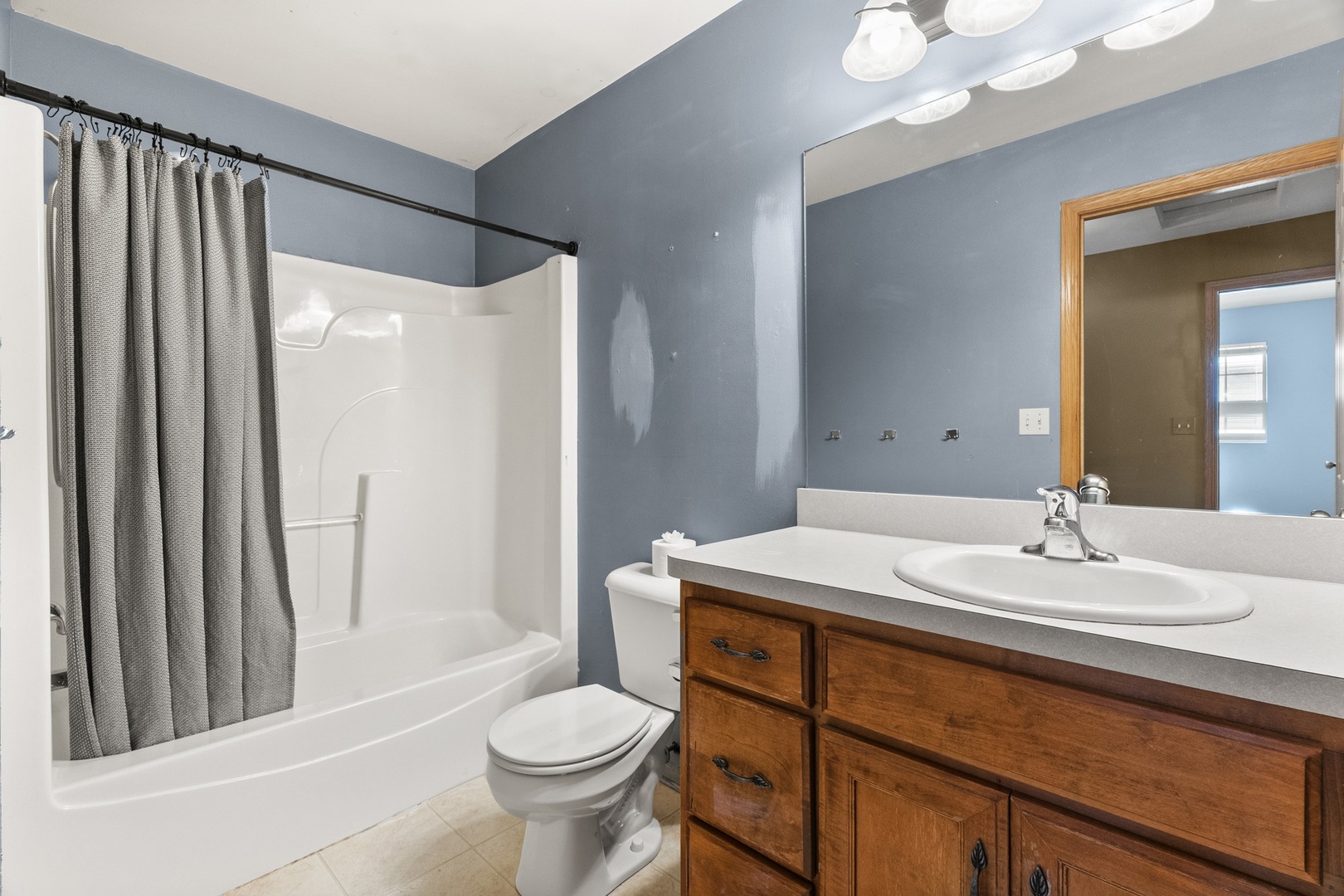25593 O'Connel Lane Manhattan, IL 60442 - Photo 20 of 24 a bathroom with a sink toilet and shower