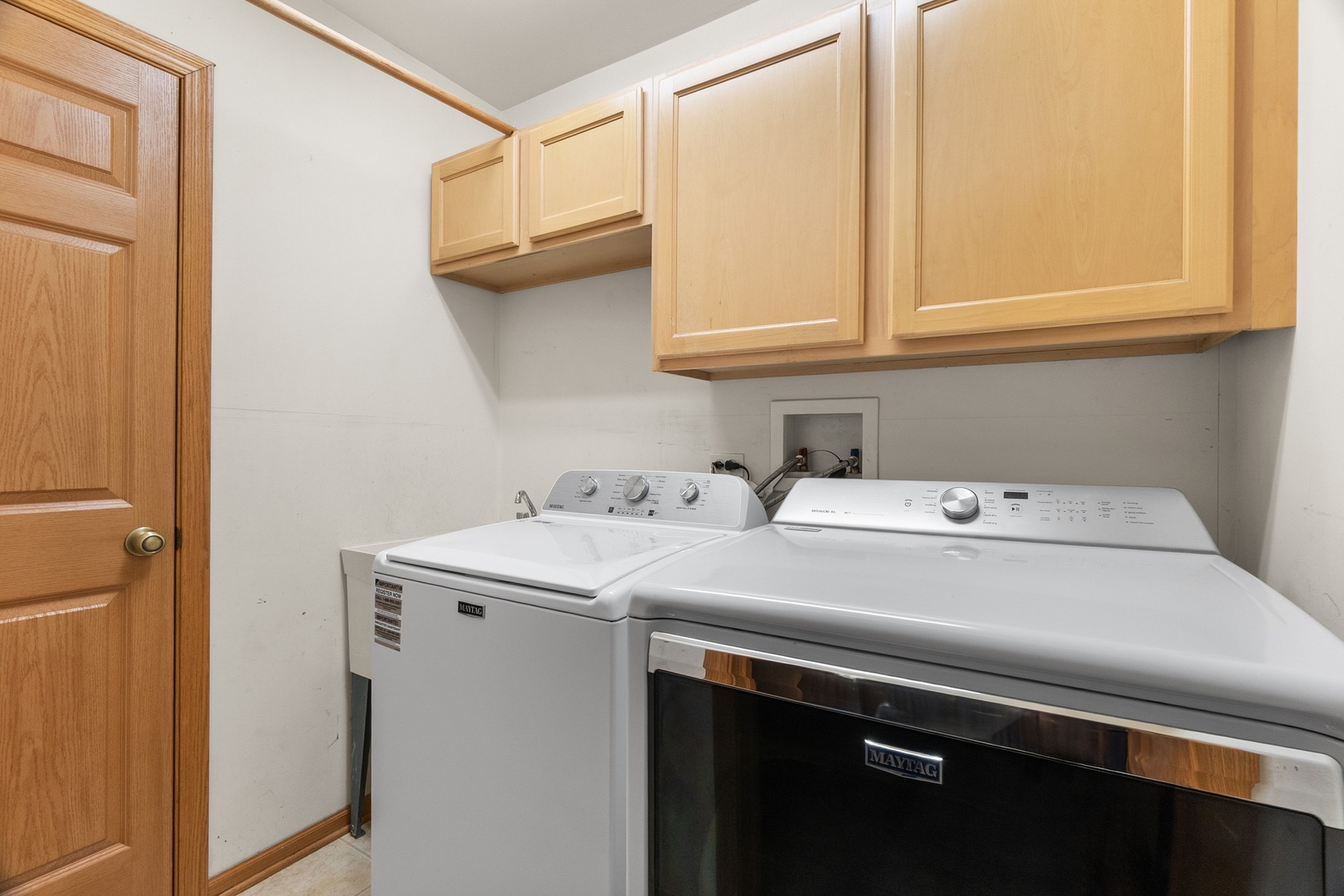 25593 O'Connel Lane Manhattan, IL 60442 - Photo 21 of 24 a utility room with dryer and washer