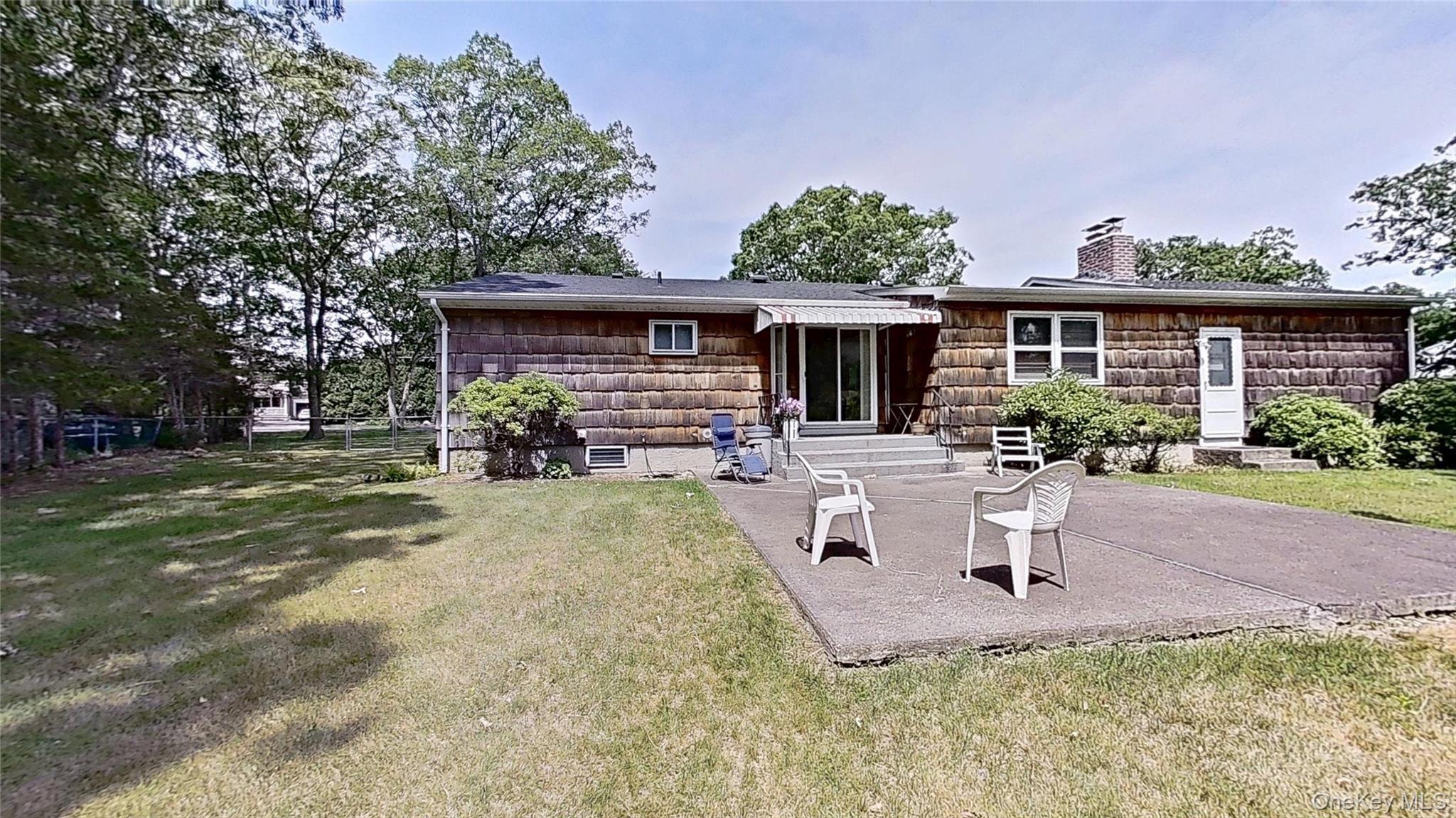 347 Miller Place Road Miller Place, NY 11764 - Photo 17 of 29 a BIG entertaining patio!