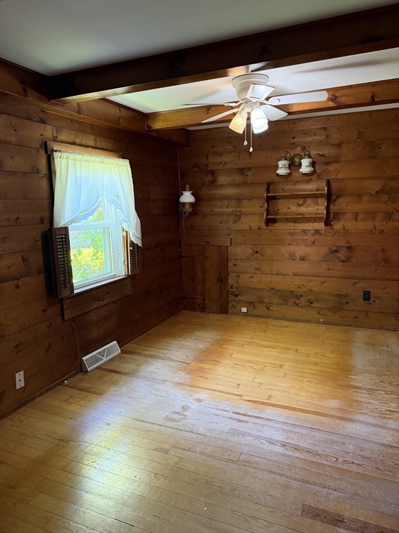 217-bb Tickle Road Westport, MA 02790 - Photo 19 of 24 a view of room with a flat screen tv