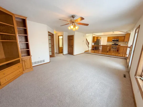 $595,000 | 8433 Upland Lane North, Maple Grove, MN 55311