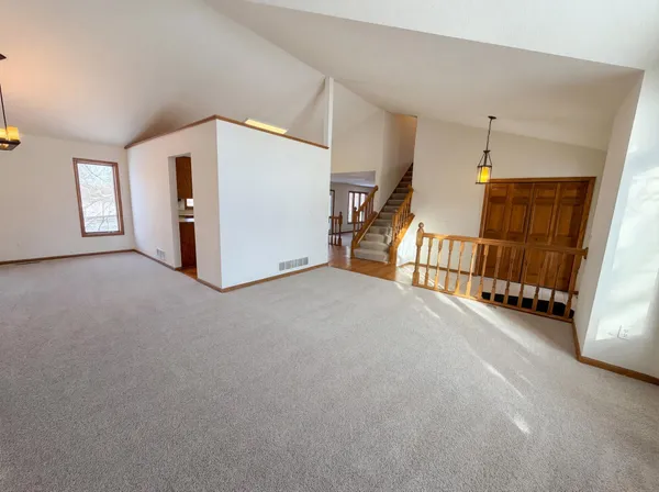$595,000 | 8433 Upland Lane North, Maple Grove, MN 55311