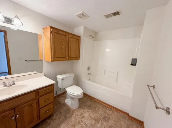 $595,000 | 8433 Upland Lane North, Maple Grove, MN 55311