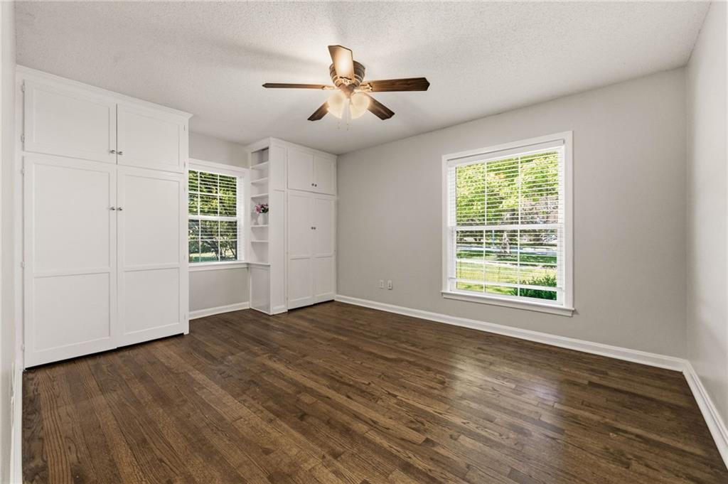 6739 Roe Avenue Prairie Village, KS 66208 - Photo 6 of 15 Gallery Image 6