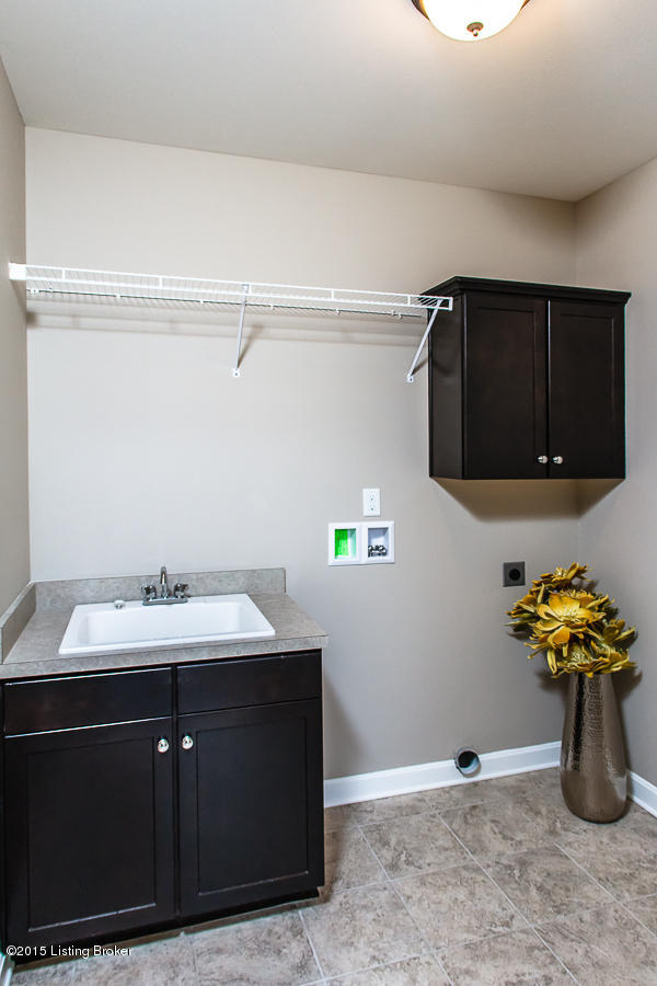 1818 Meremont Ridge Road Louisville, KY 40245 - Photo 20 of 32 Img19