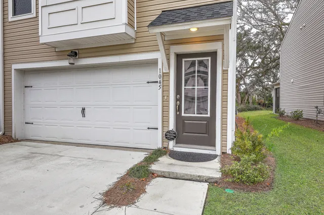 $459,900 | 1045 Old Cypress Run, Hanahan, SC 29410