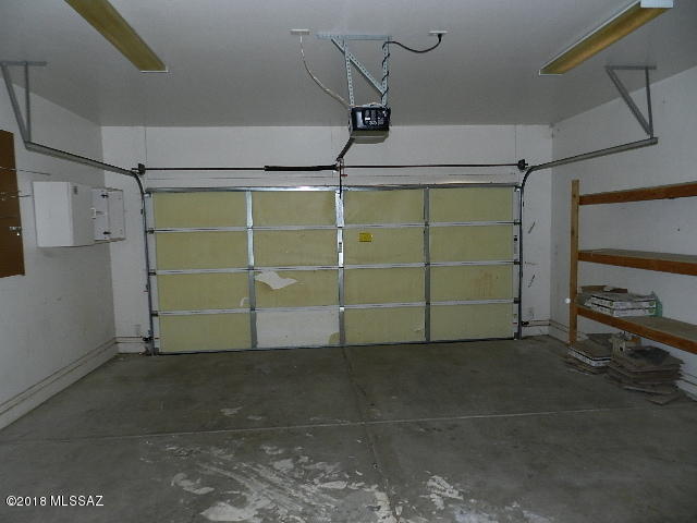 7716 South Lions Spring Way Tucson, AZ 85747 - Photo 16 of 25