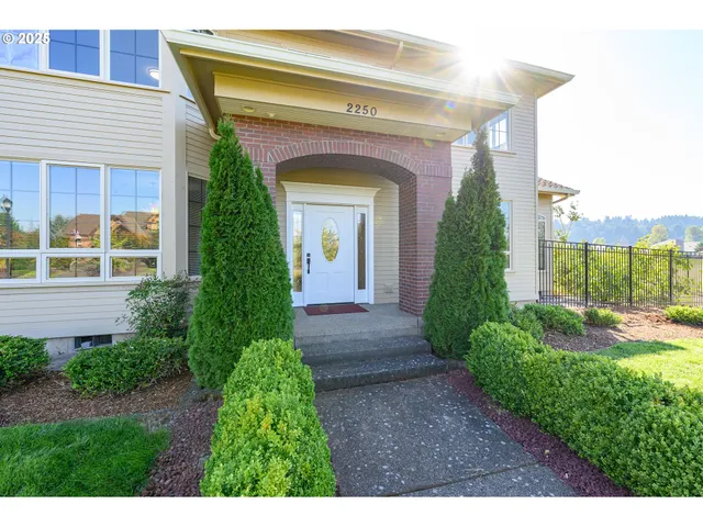 $1,308,900 | 2250 Northwest Homer Ross Loop, McMinnville, OR 97128